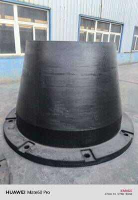 Отличная устойчивость к ударам Конусовые резиновые крылышки Промышленный амортизационный амортизатор с форматами PDF для портовых объектов