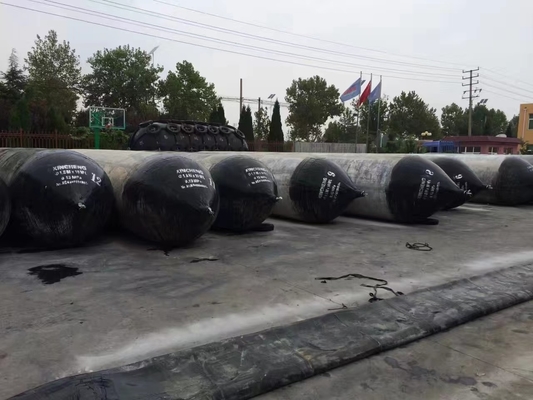 Воздушные подушки под давлением из морской резины для докинга, подъема и запуска с внутренним слоем из натуральной резины