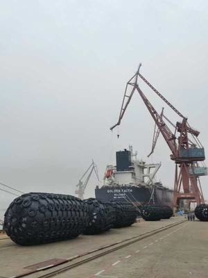 00,5-4,5м Диаметр Yokohama Marine Fender в черном для индивидуальных требований морской