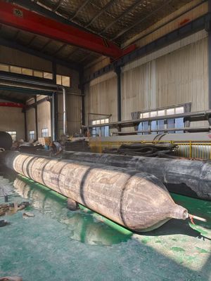 Воздушные подушки для запуска судов 1,0-35 м Длина одно/двойная рука 10-1000 тонн Весовая вместимость для судостроения